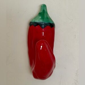 Ceramic CHILI PEPPER Red & Green Wall Hook~Kitchen Towel Holder ~ Hot Mitt~NWOT